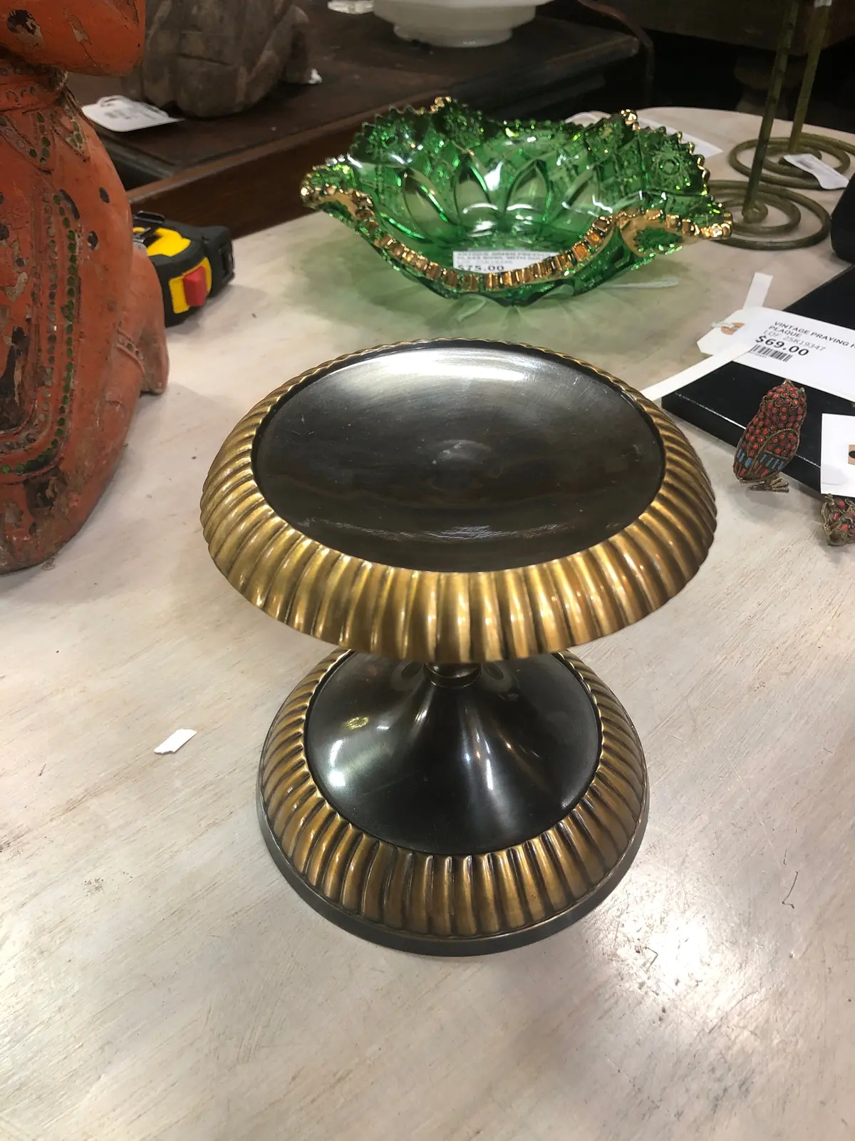 Small Brass Pedestal With Gold Trim 1