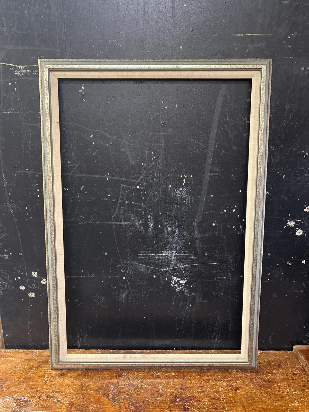 Blueish Green And Silver Frame With Linen Filet 1
