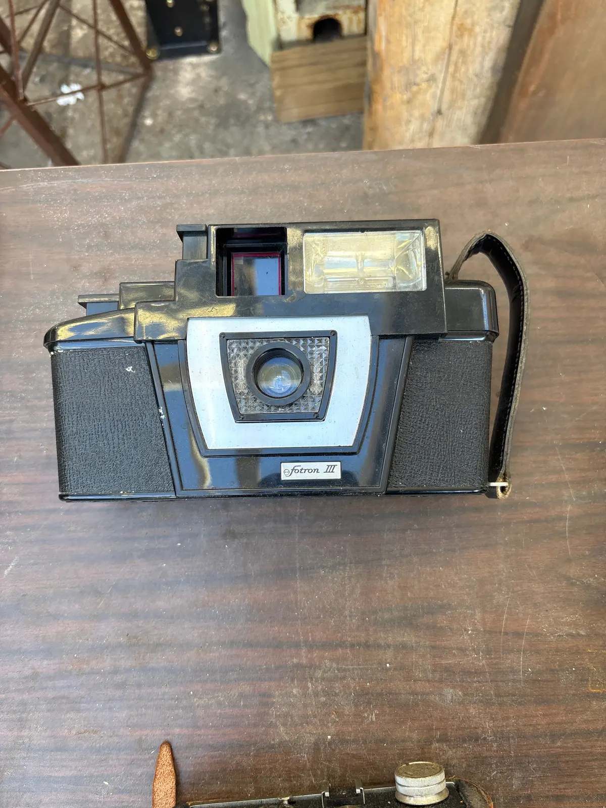 Potron Iii Camera 1