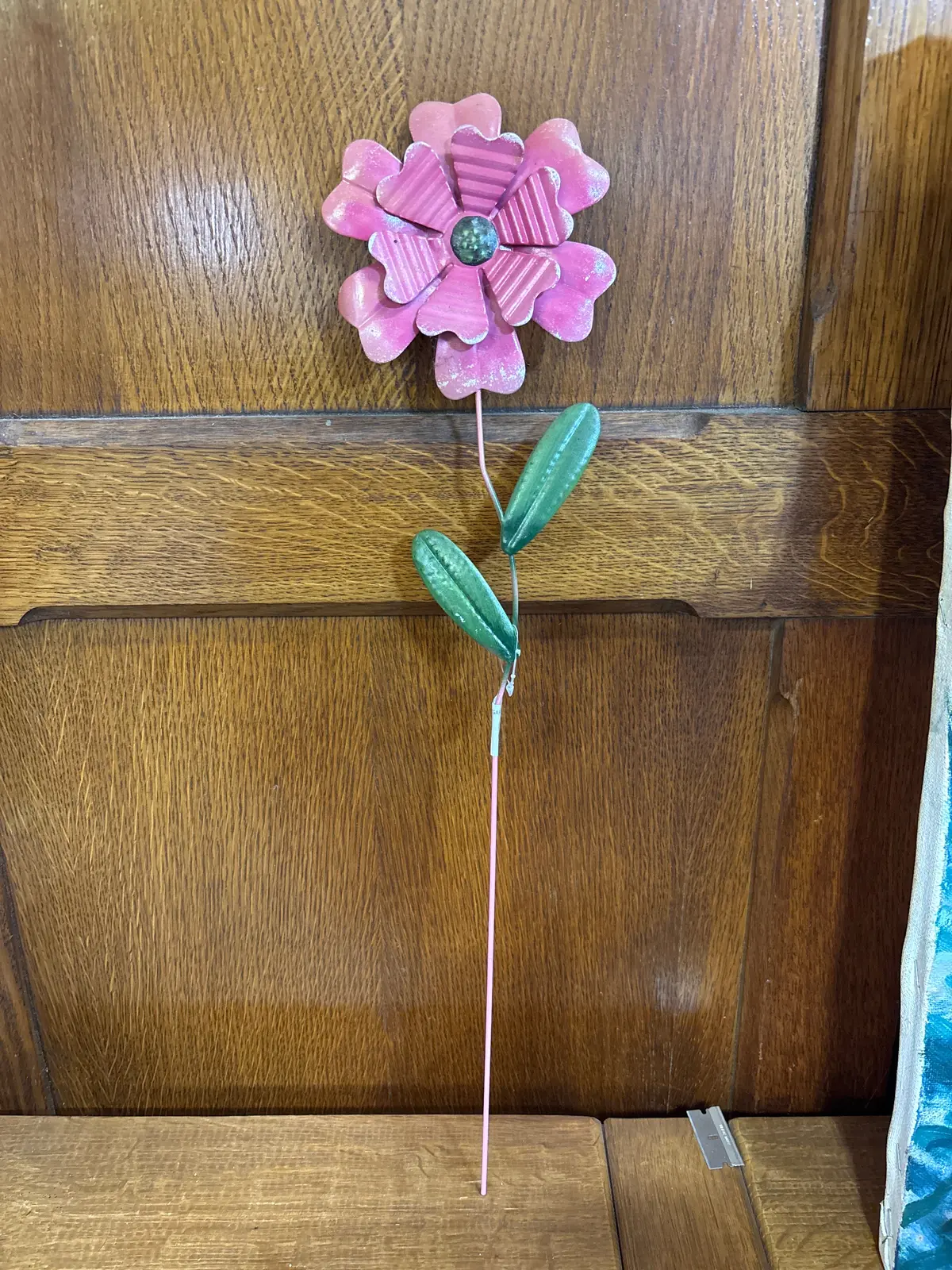 Pink Metal Flower Garden Stake 1