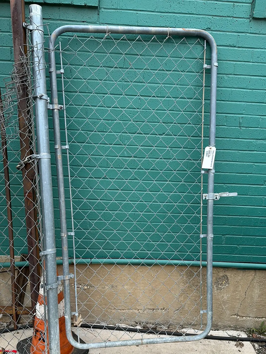 Tall Chainlink Gate 1