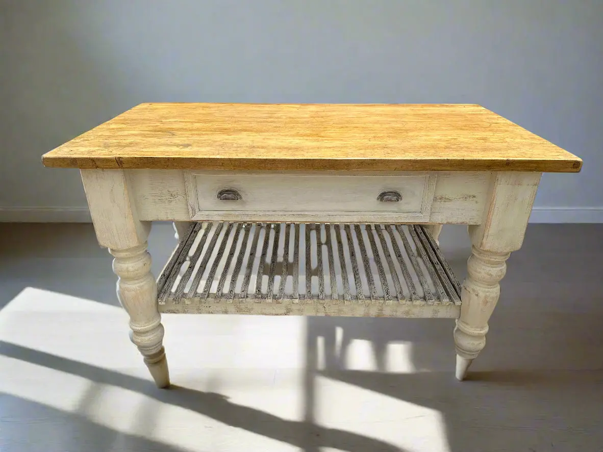 Large Pine Table Island With Shelf Stretcher 1