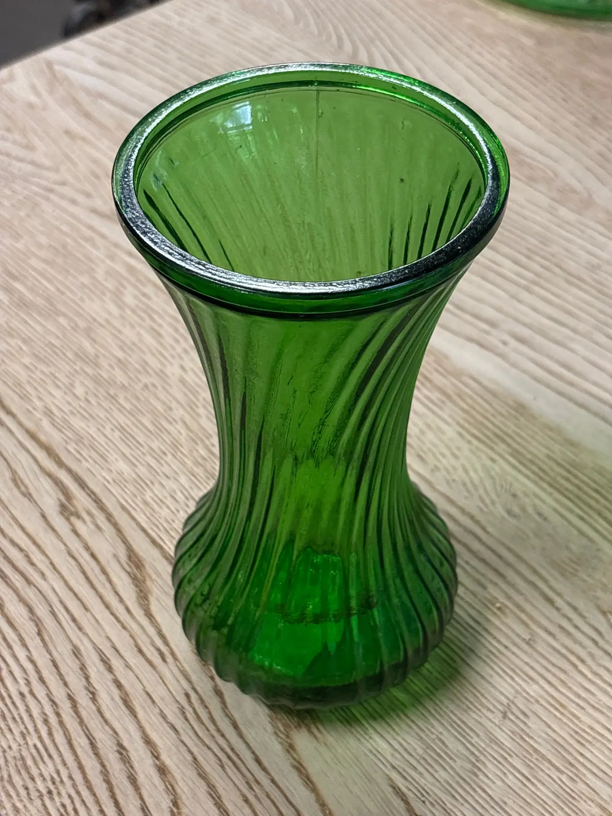 Green Glass Shaped Ribbed Glass Vase 1