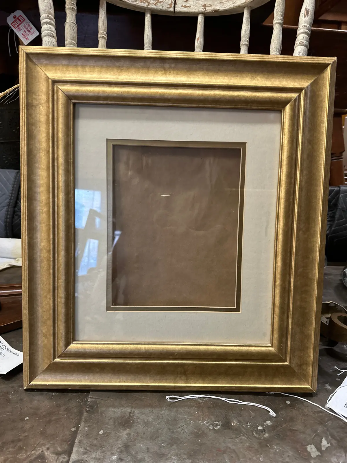 Gold Frame With Wide Filet 1