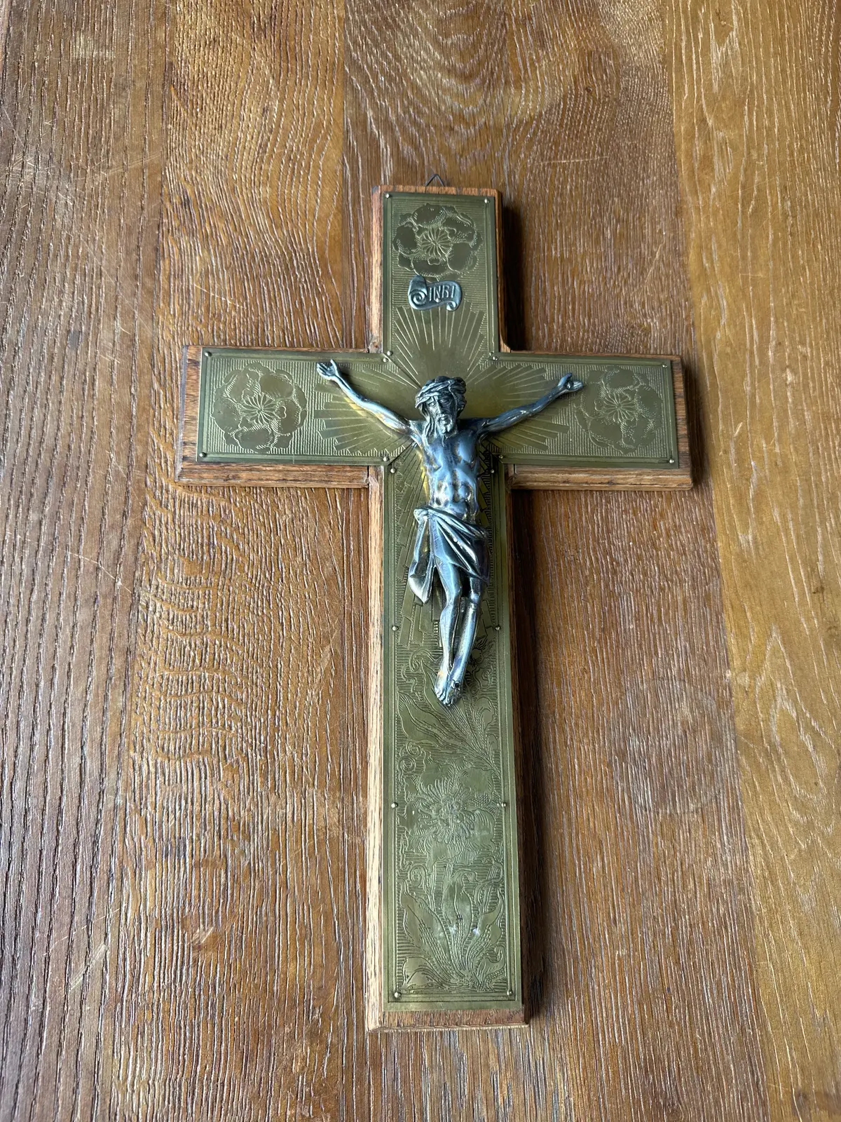 Intaglio Brass And Spelter Crucifix 1