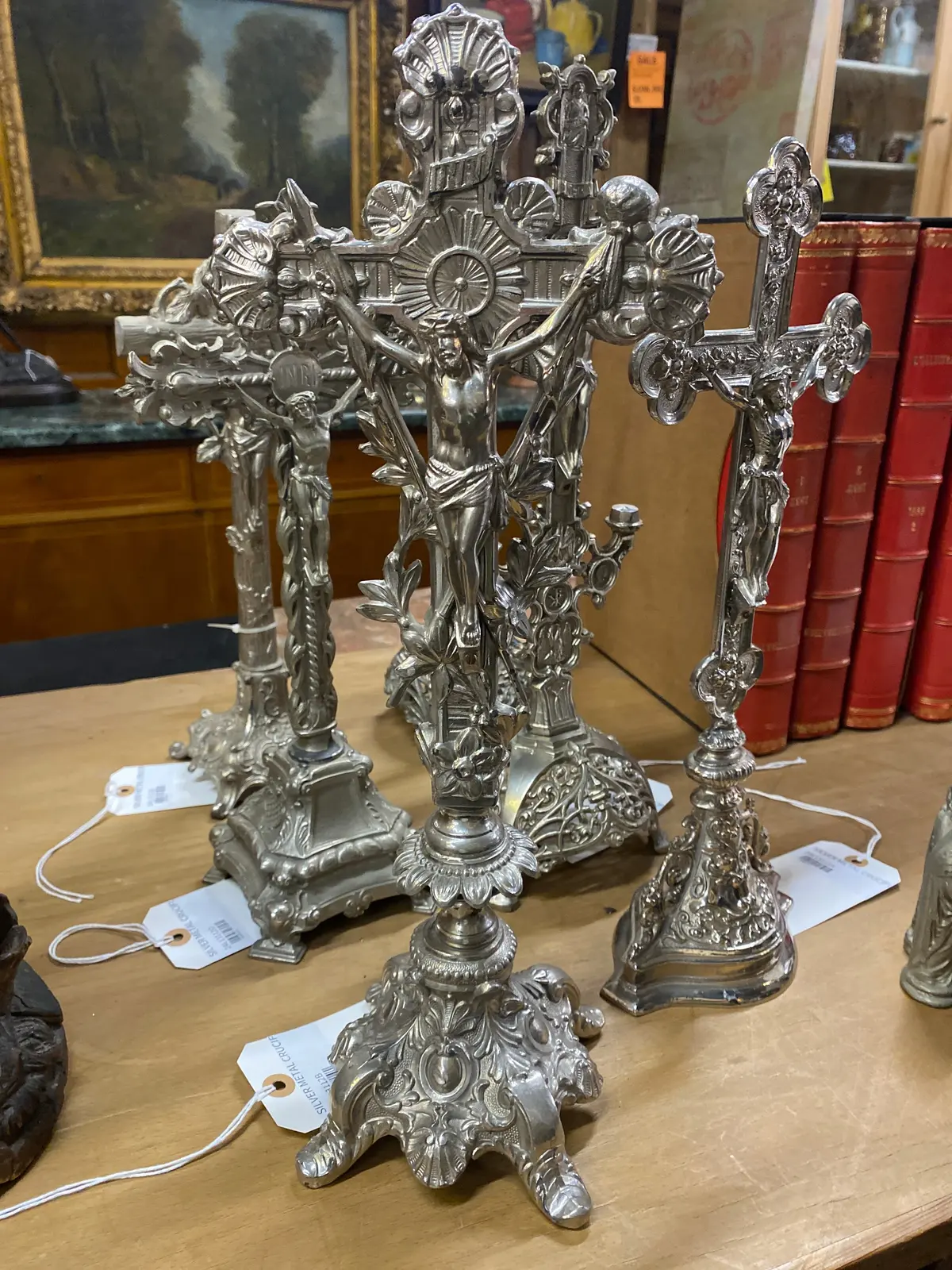 Large Silver Metal Crucifix With Florish 1