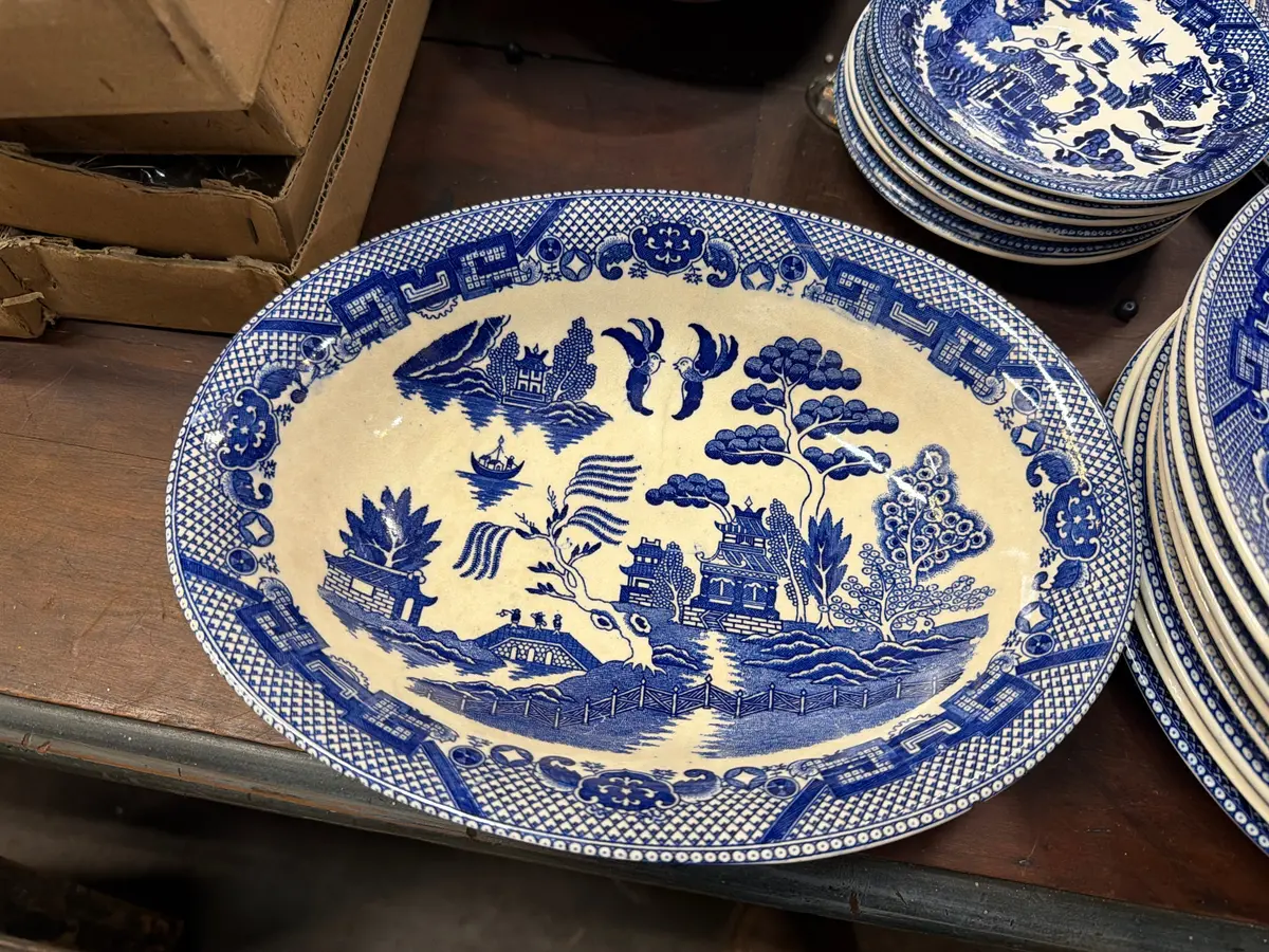 As Found Blue Willow Vegetable Bowl (Japan Black Label) 1