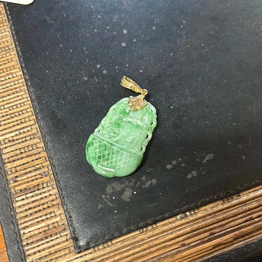 Green Jade Carved Pendant 1