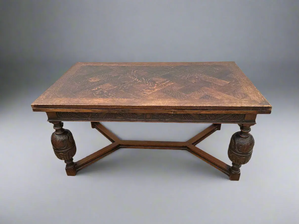 Tudor Oak Drawleaf Table 1