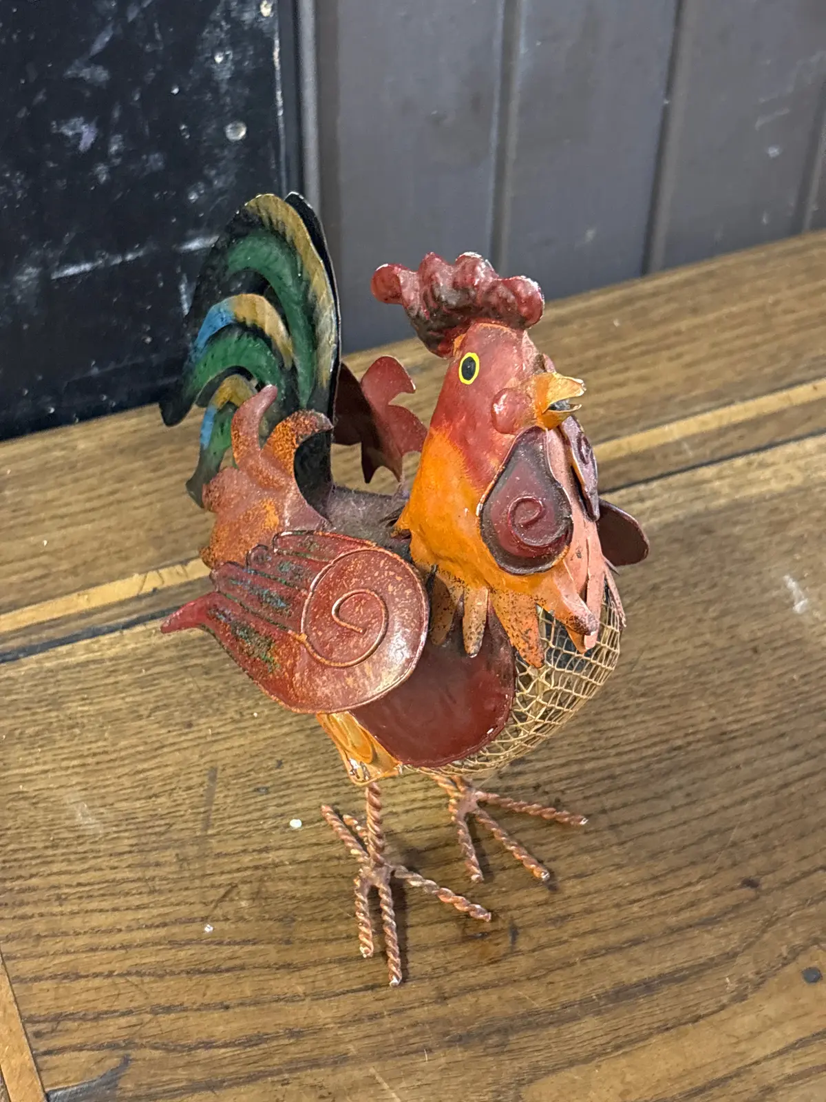 Small Metal Rooster 1