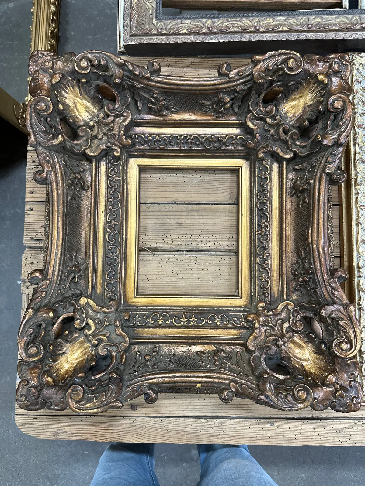 Small Thick Composition Ornatre Frame 1