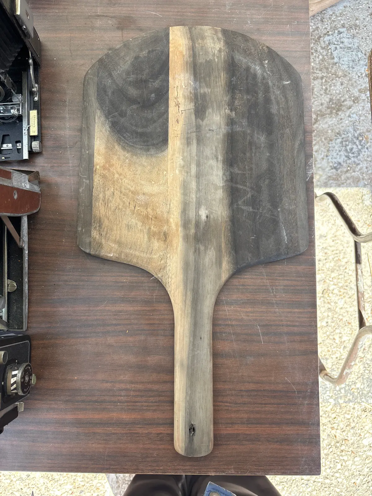 Spade Shaped Wood Cutting Board 1