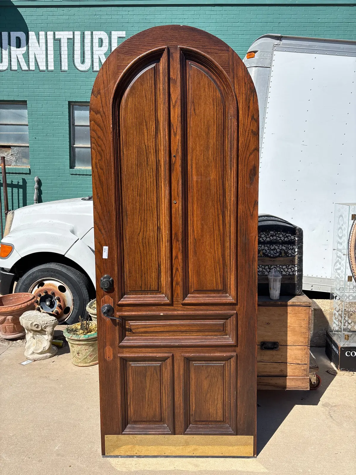 Arched Oak Door 1