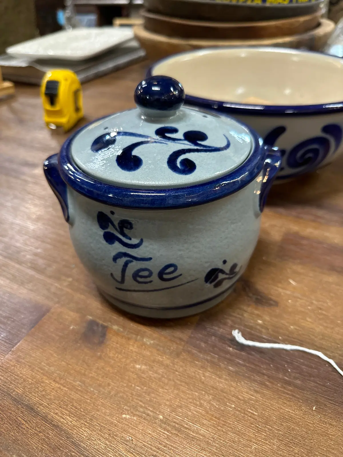 Vintage Ceramic Blue And White Jar With Lid Tee 1