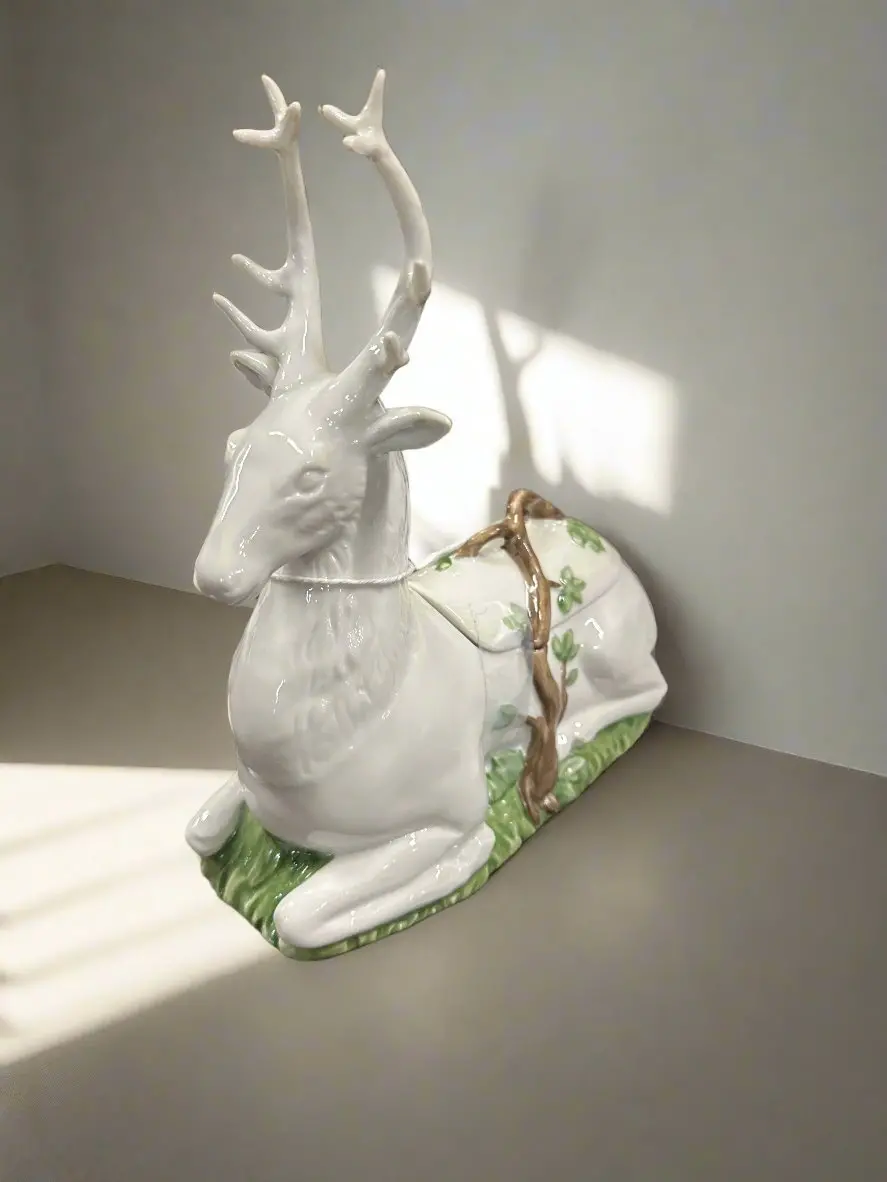 Green And White Palais De Versaille Deer Sugar Container 1