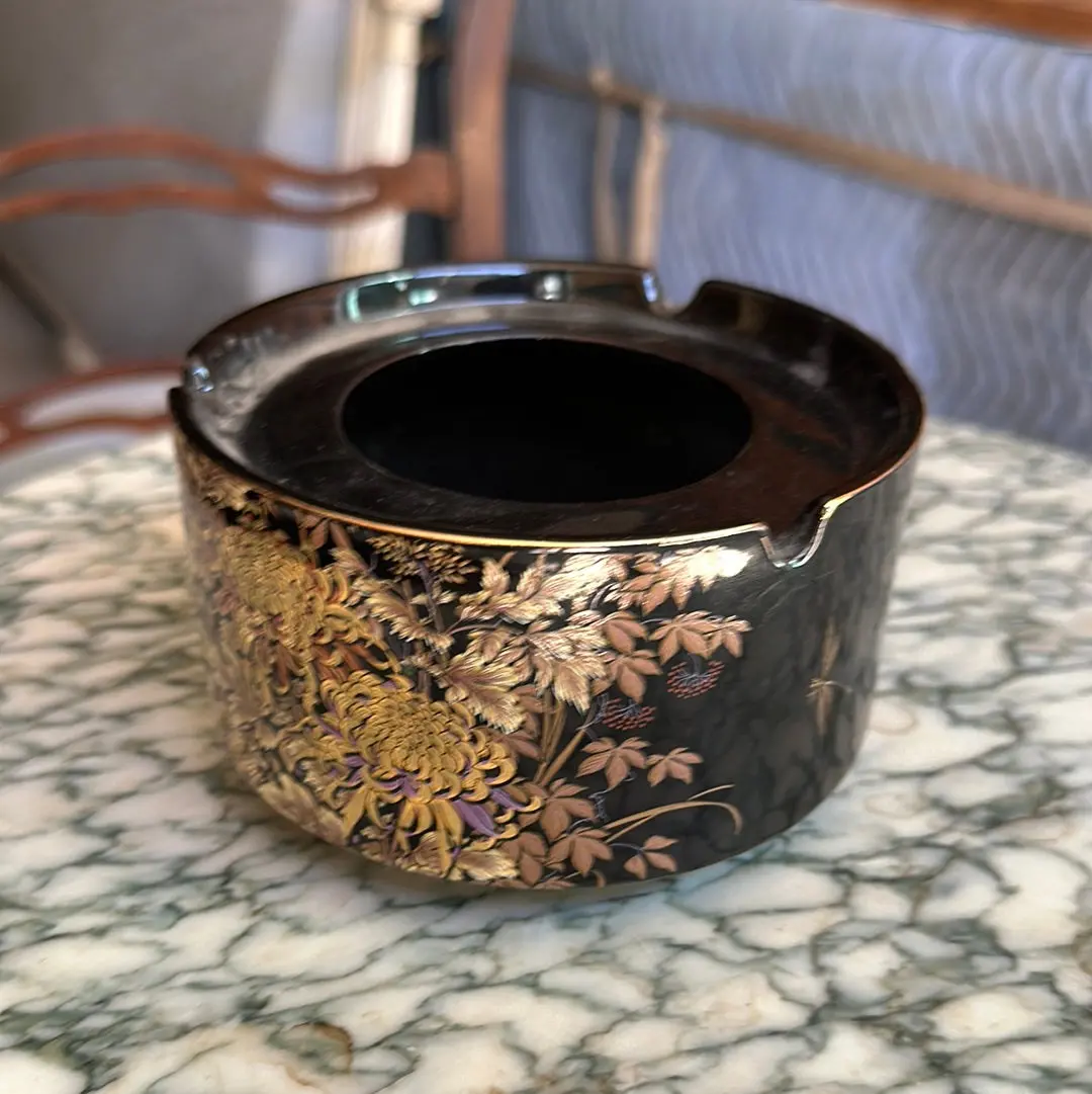 Small Japanese Black And Gold Floral Ashtray 1