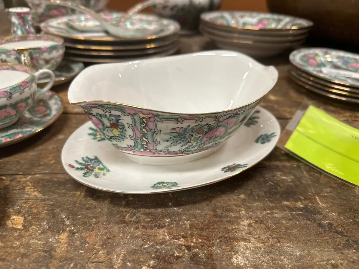 Rose Famille China Gravy Boat 1