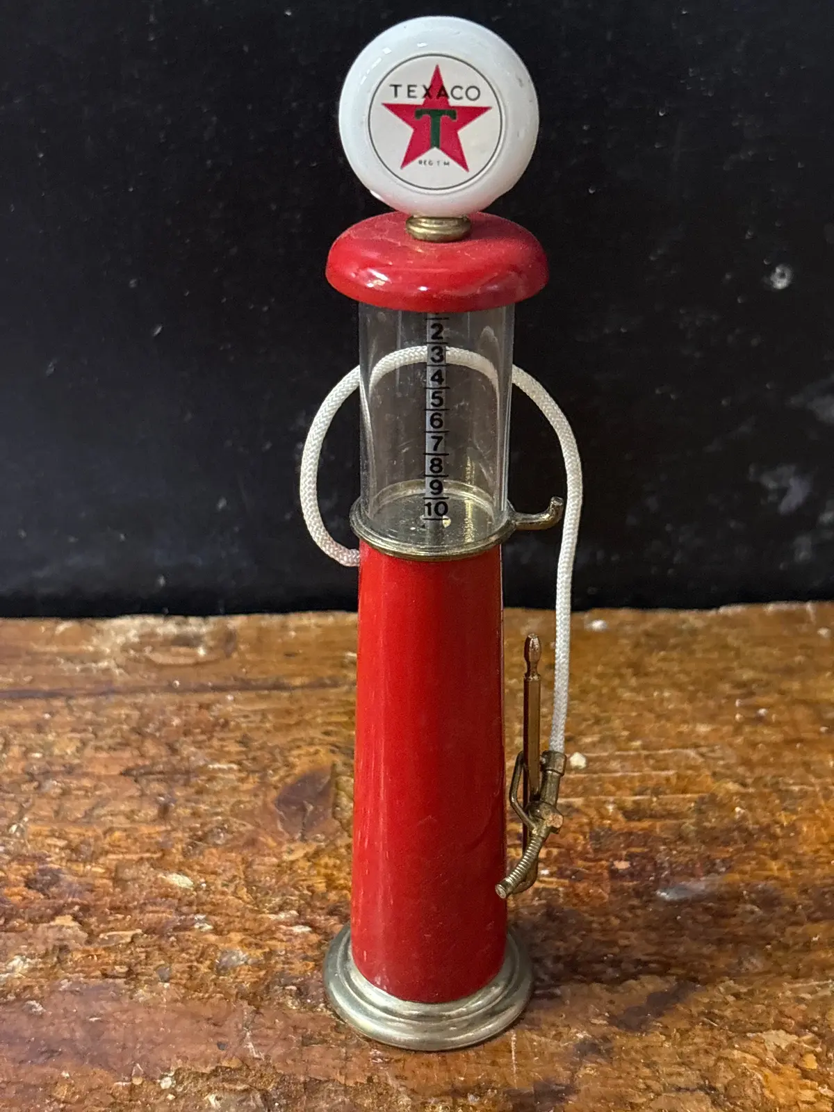 Mini Gas Pump Rain Gauge 1