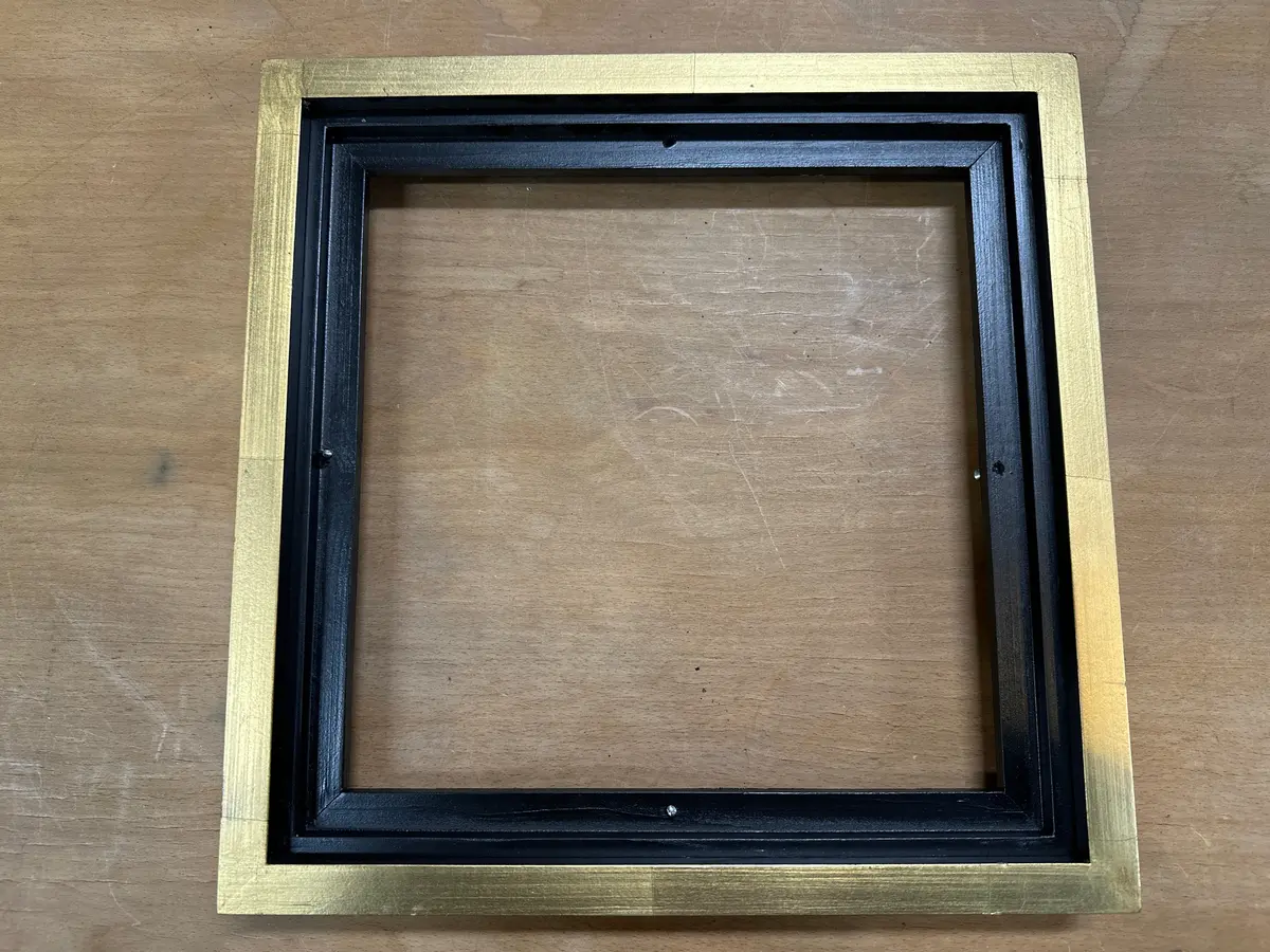 Small Gold Frame 1