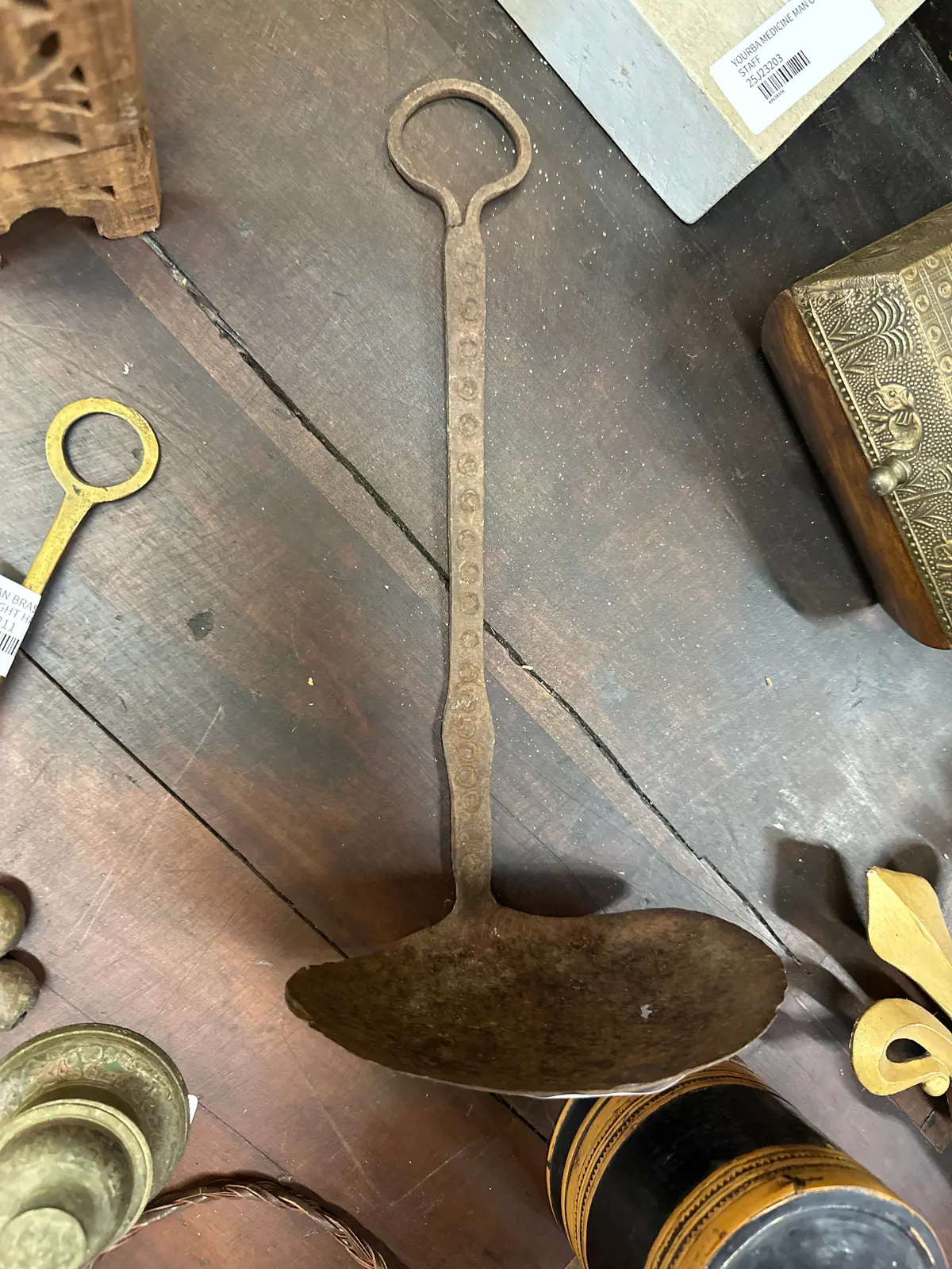 Hanging Iron Candle Stand 1