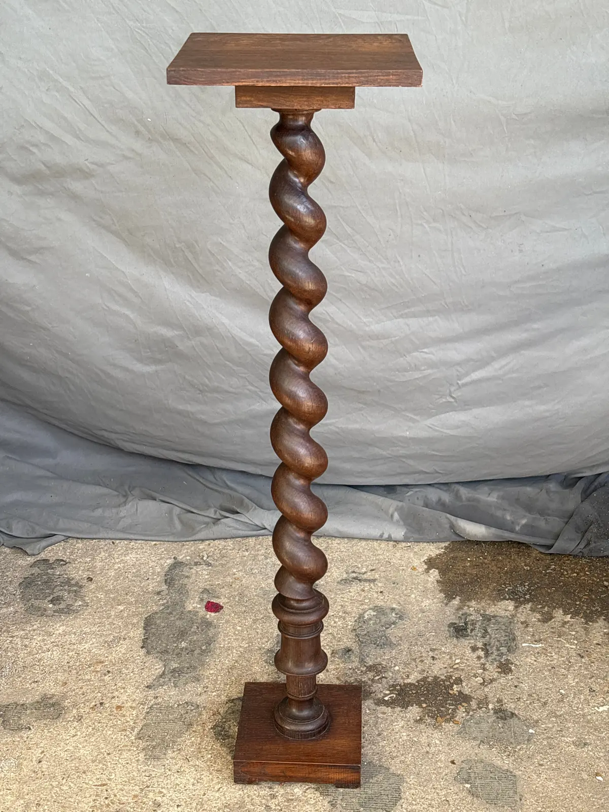 Louis Xii Barley Twist Oak Pedestal 1