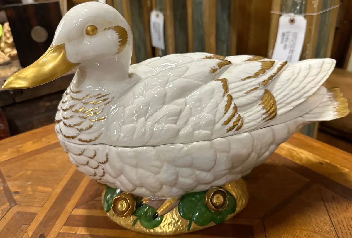Boehm Usa Pottery Duck Tureen 1