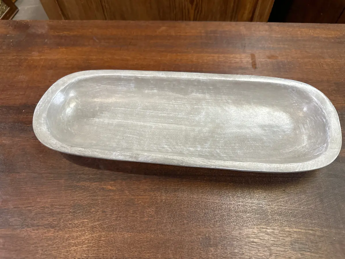 Gray Oval Long Dish 1
