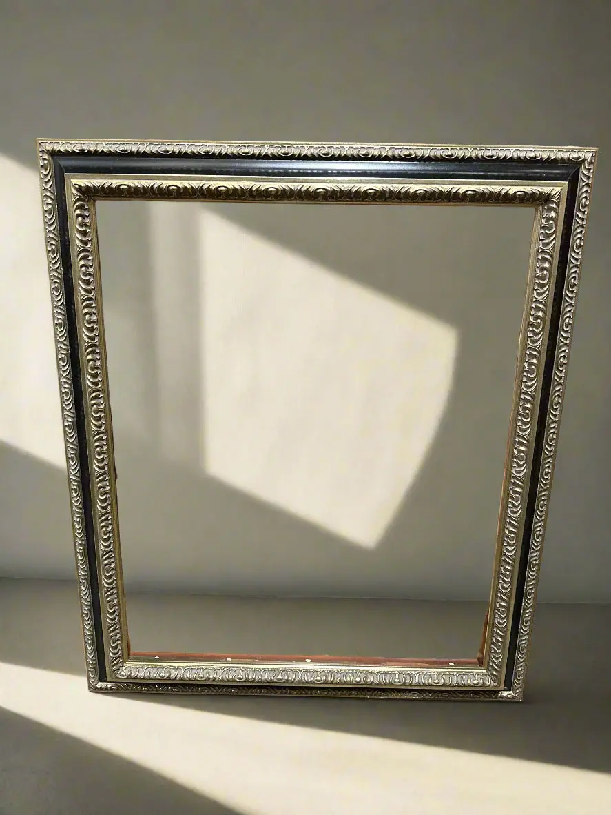 Black And Silver Thin Frame 1