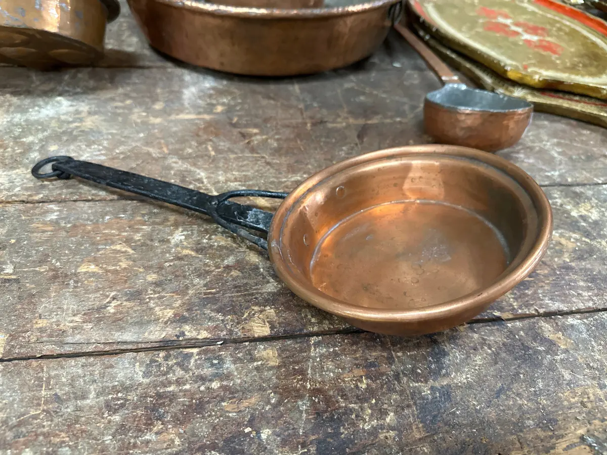 Small Copper Fry Pan 1