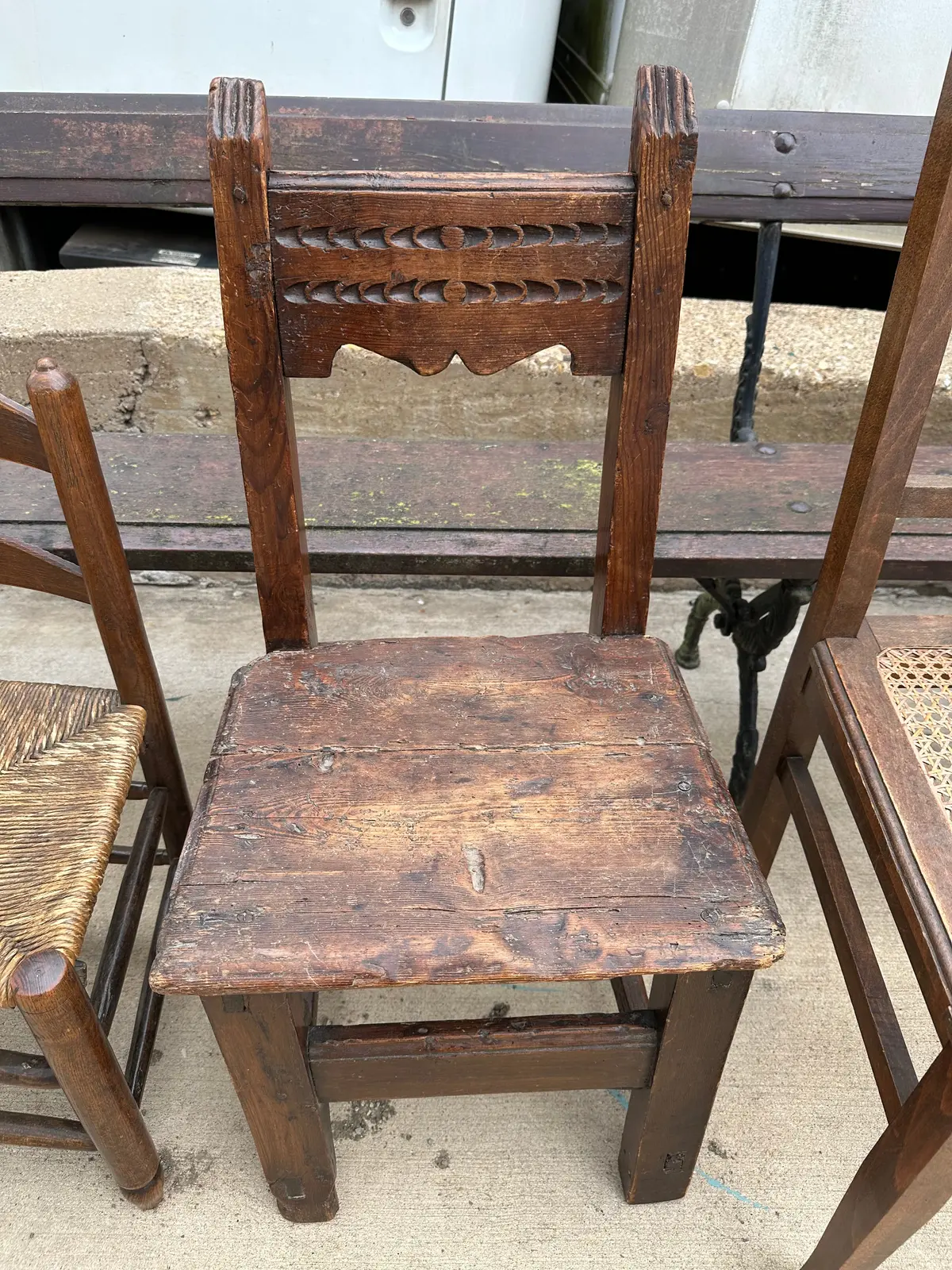 Small Early 18Th Cenutry Flemish Chair With Tenons 1