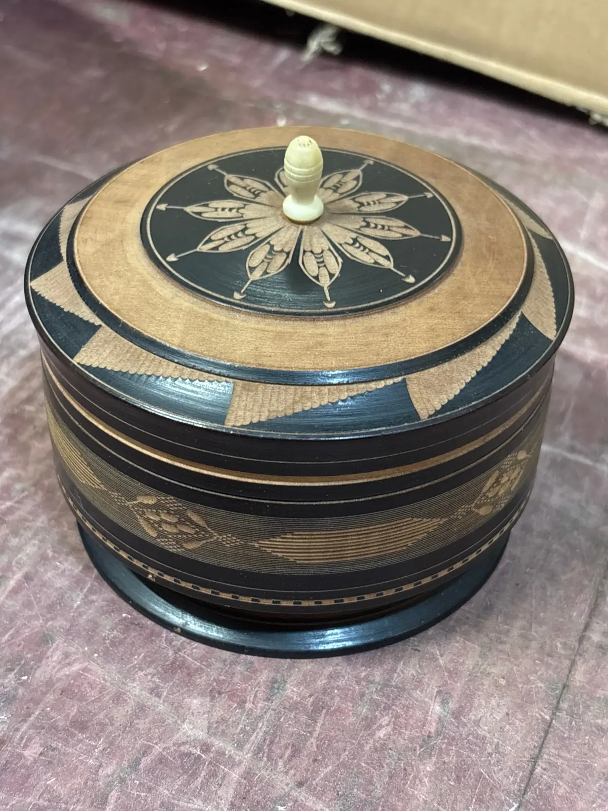 Black Round Footed Carved Box With Incising 1