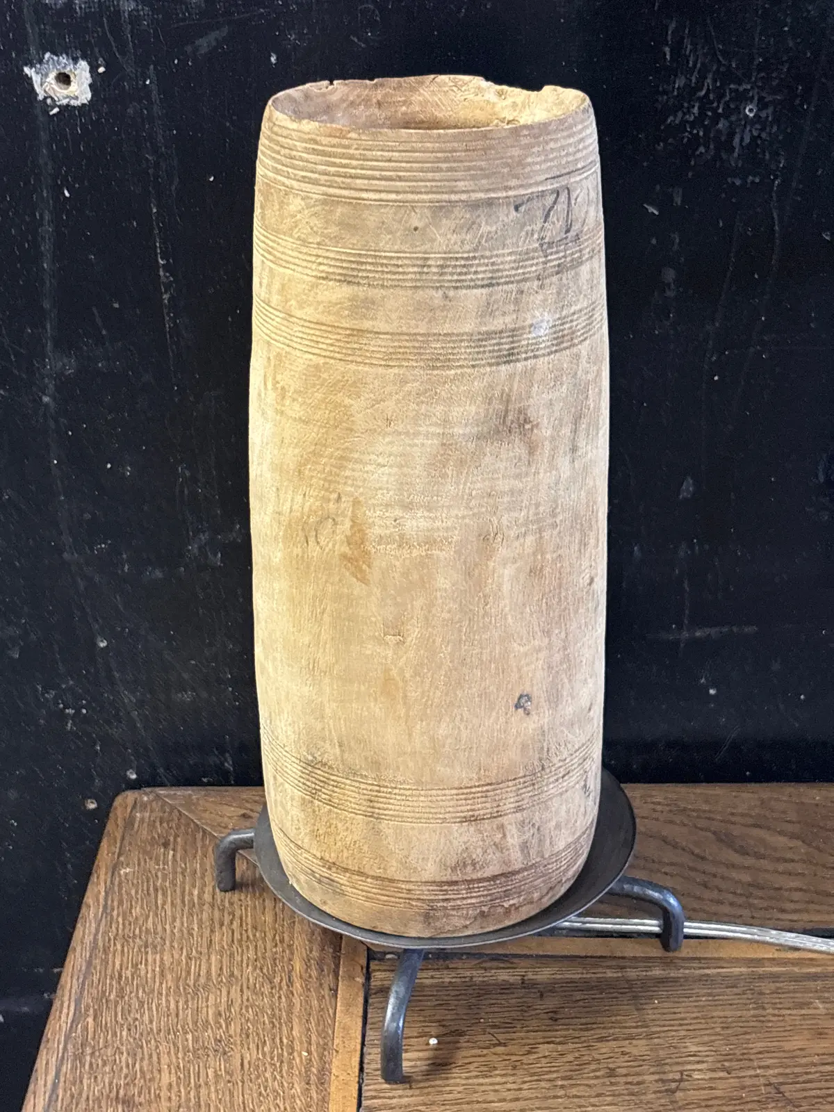 Antique Uplight Wood Chinese Lamp 1 Of 2 1