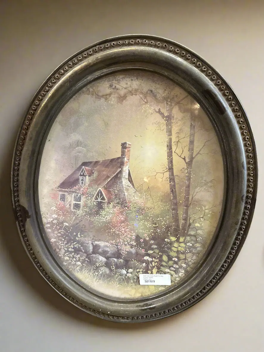 Vintage Oval Plactic And Glass Frame 1