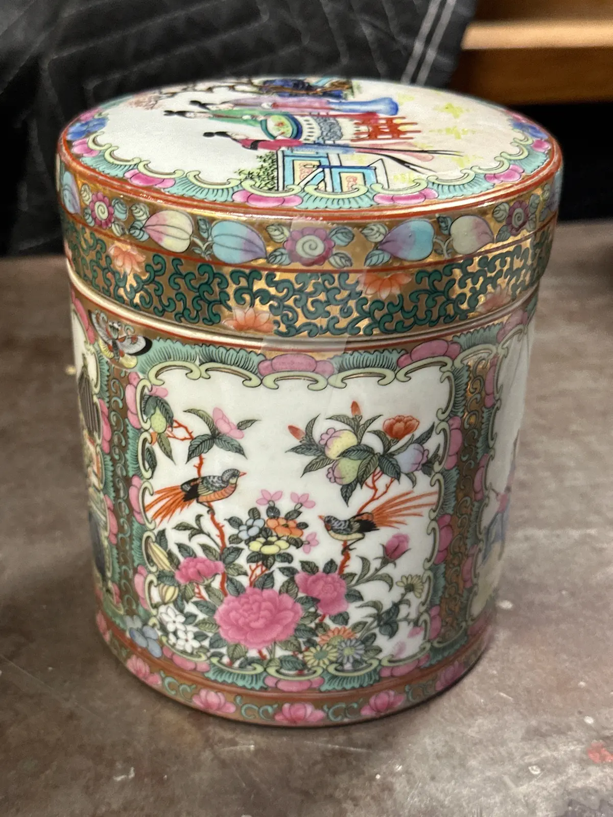 Rose Medallion Bisket Jar 1