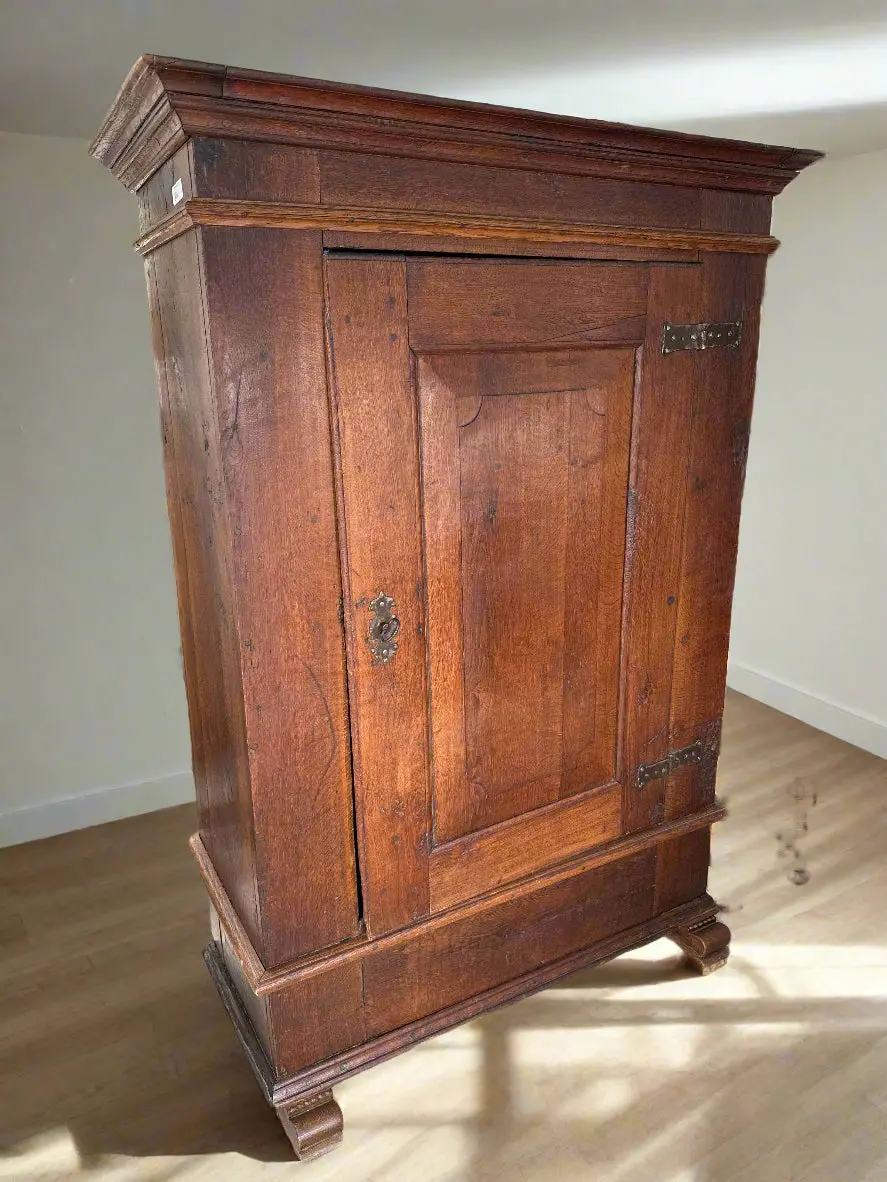 18Th Century Flemish Single Door Oak Cabinet 1