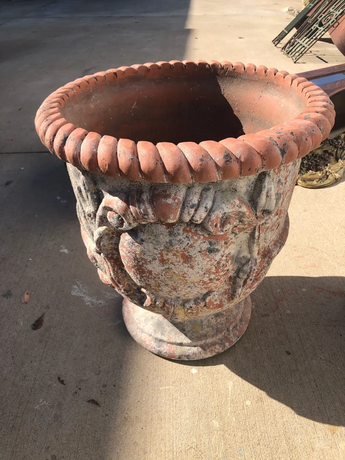 Large White Washed Terracotta Planter Pot 1 Of 3 1