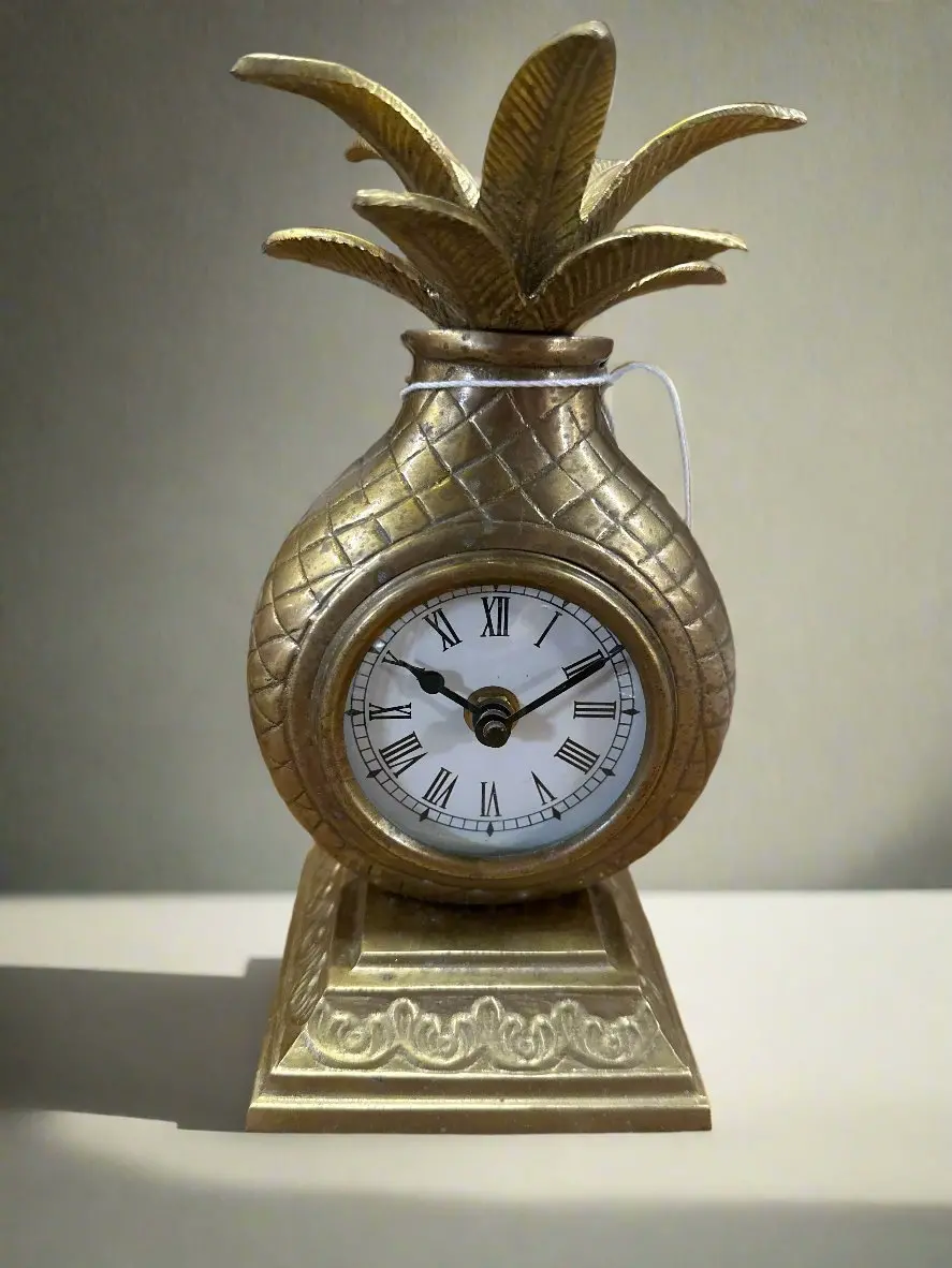 Brass Pineapple Clock 1