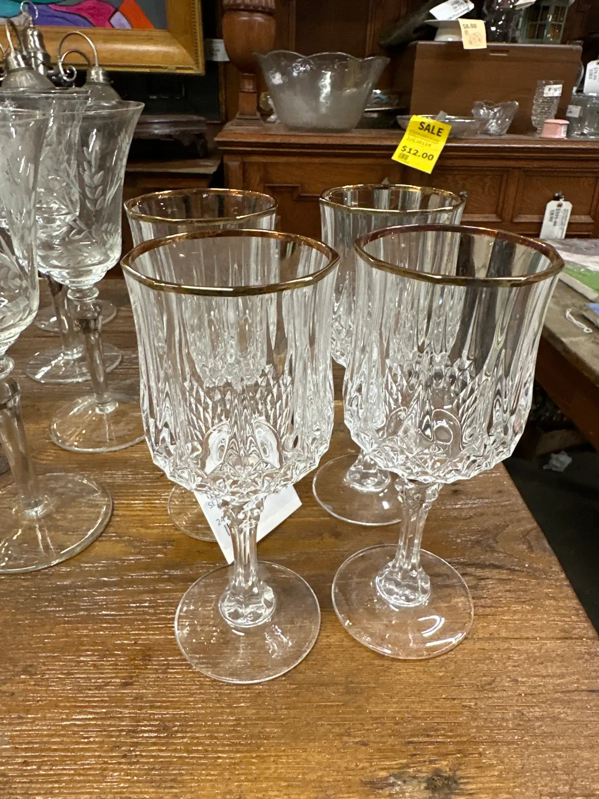 Set Of 4 Gold Rimmed Glasses 1