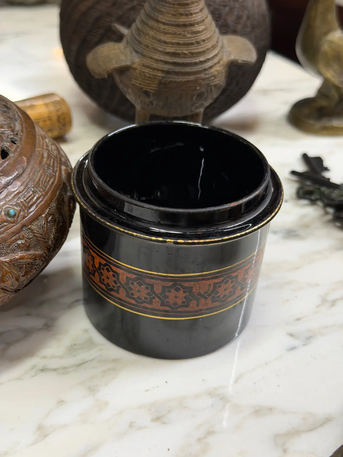Black Ceramic Decorative Jar 1