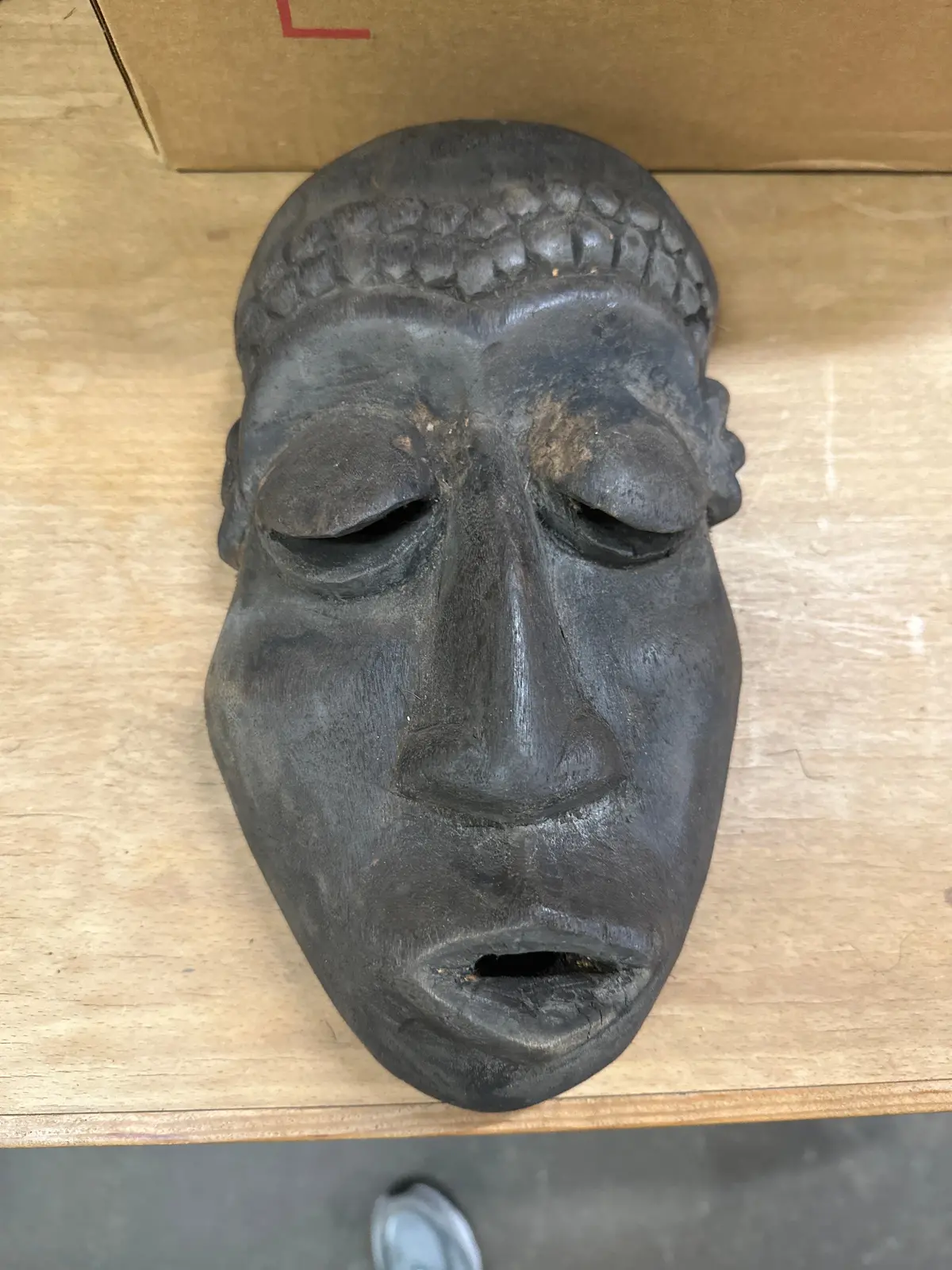 Medium African Mask 1