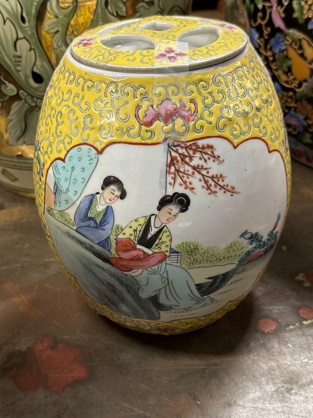 Yellow Chinese Tea Jar 1