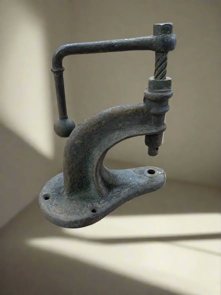 Cast Iron Press 1