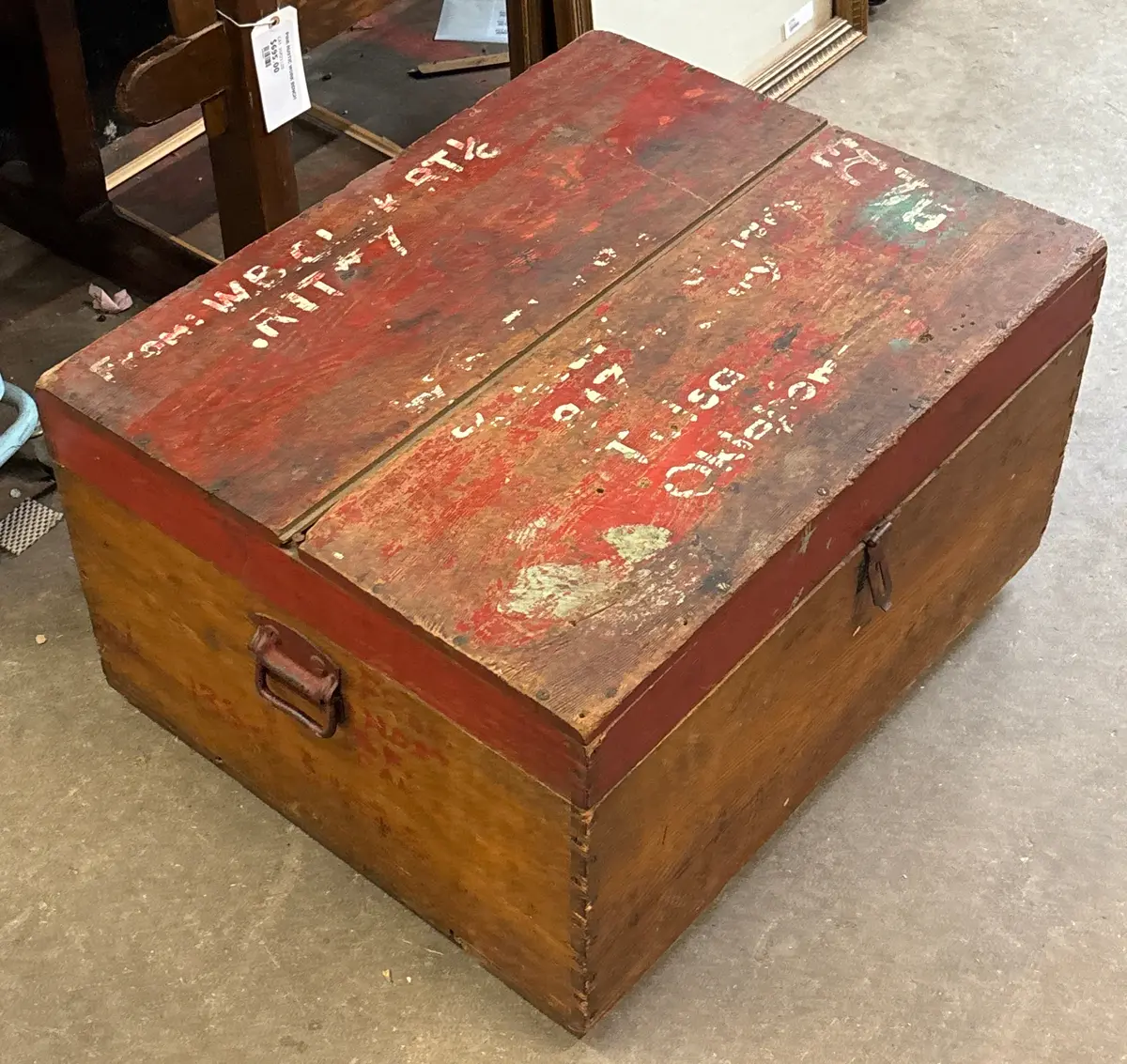 Large Ash Wood Dovetail Trunk 1