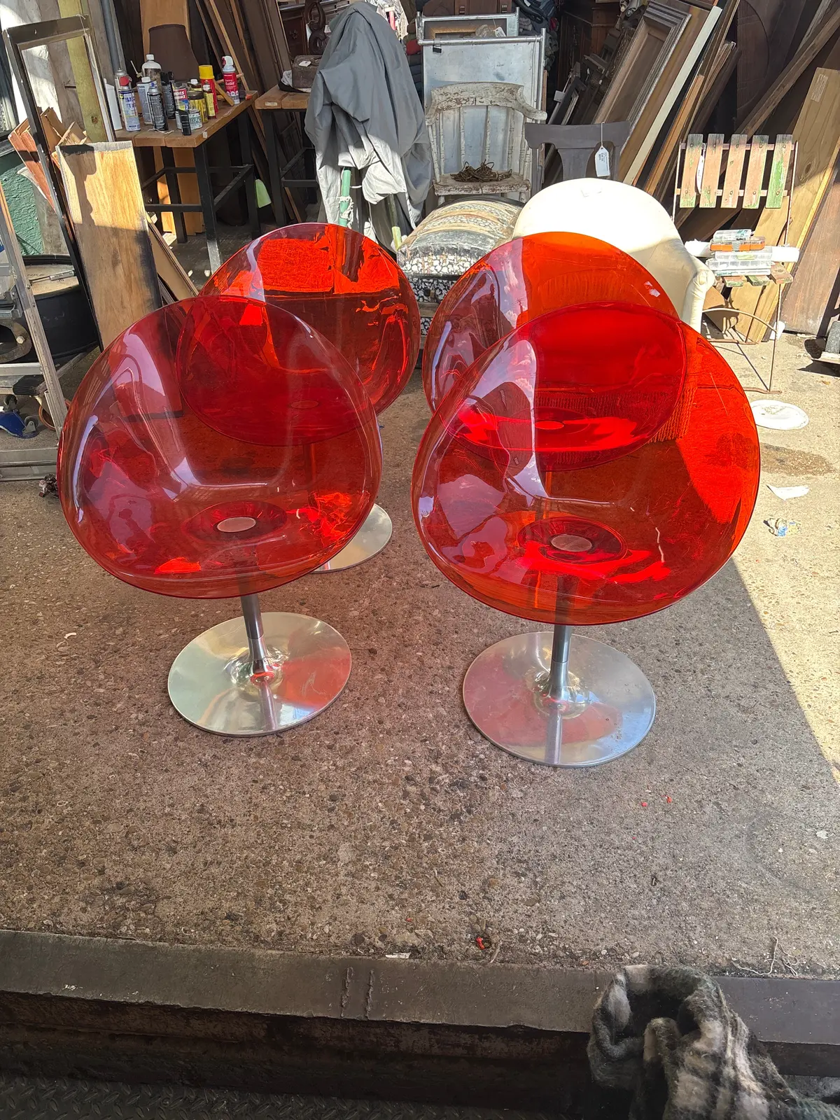 Set Of 4 Orange Acrylic Chairs 1
