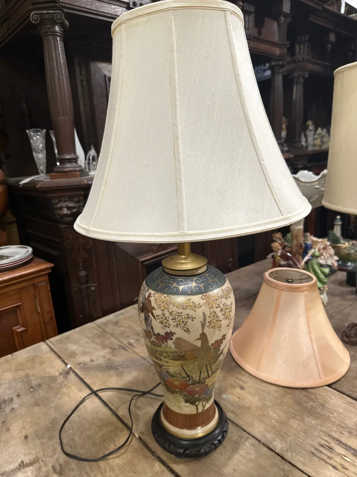 Japanese Urn Shaped Porcelain Lamp 1