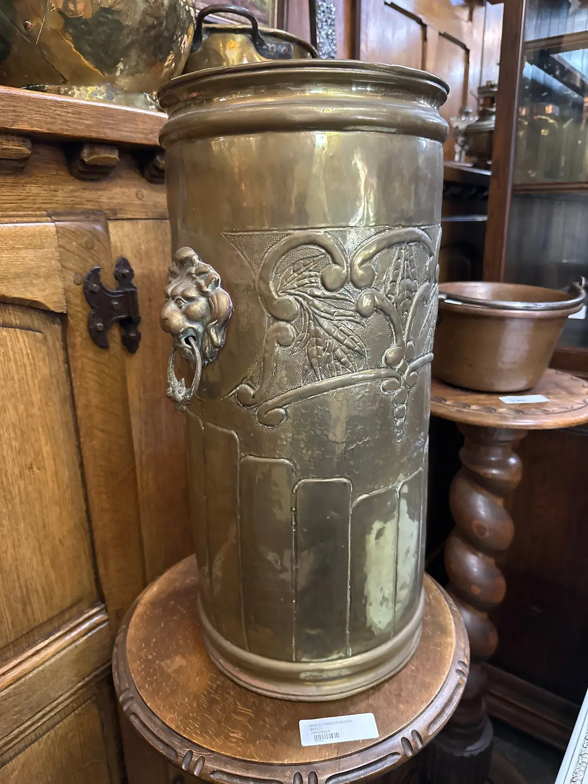 Cylinder Brass Lions Umbrella Stand 1