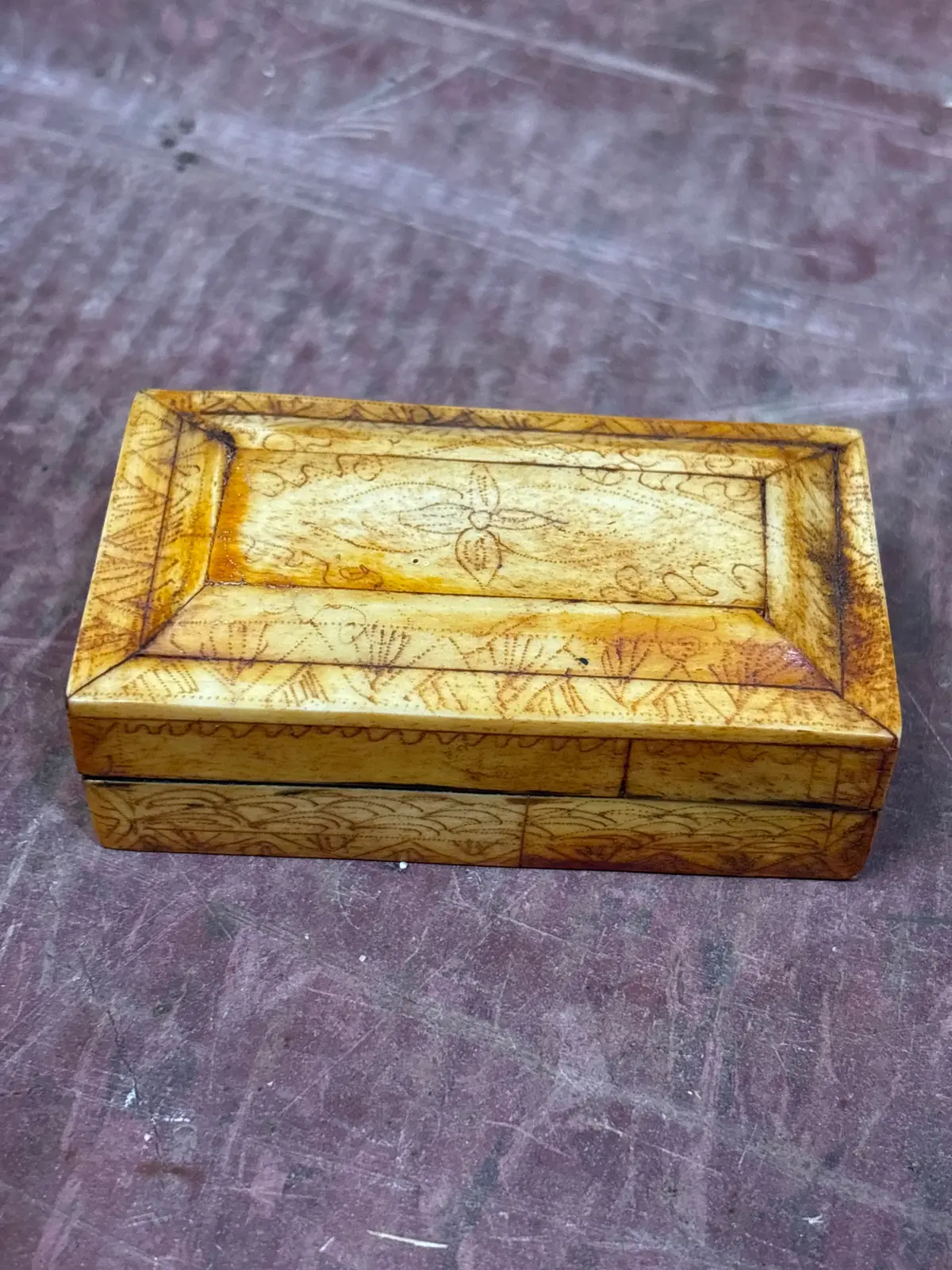 Small Bone Box With Flower Design 1