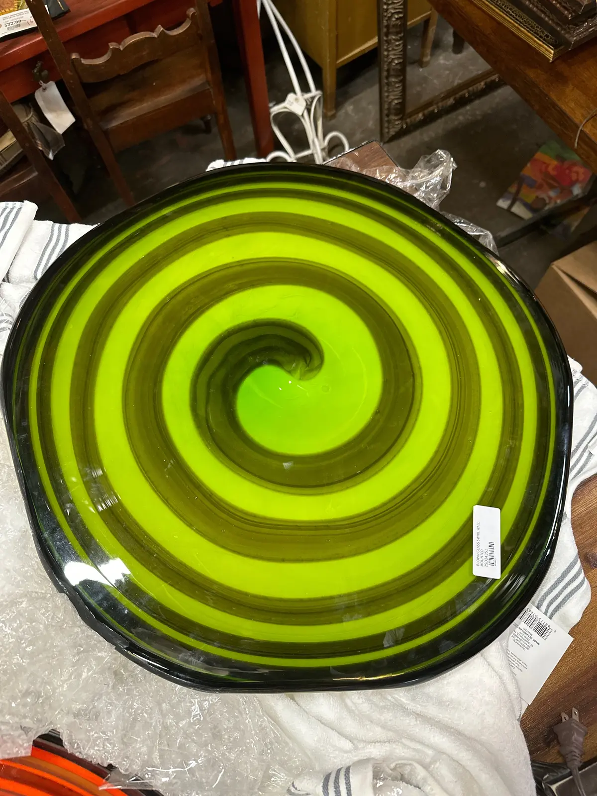 Blown Glass Swirl Wall Mounted 1
