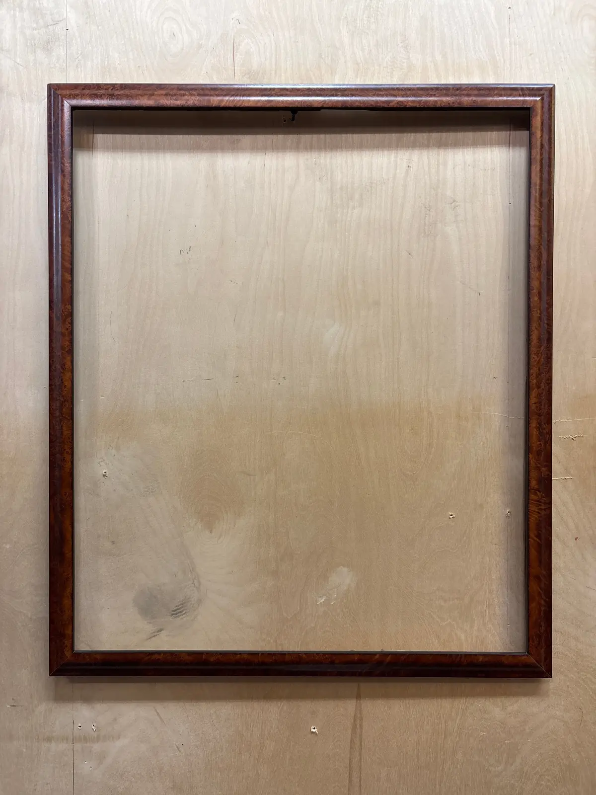 Medium Thin Burled Frame 1