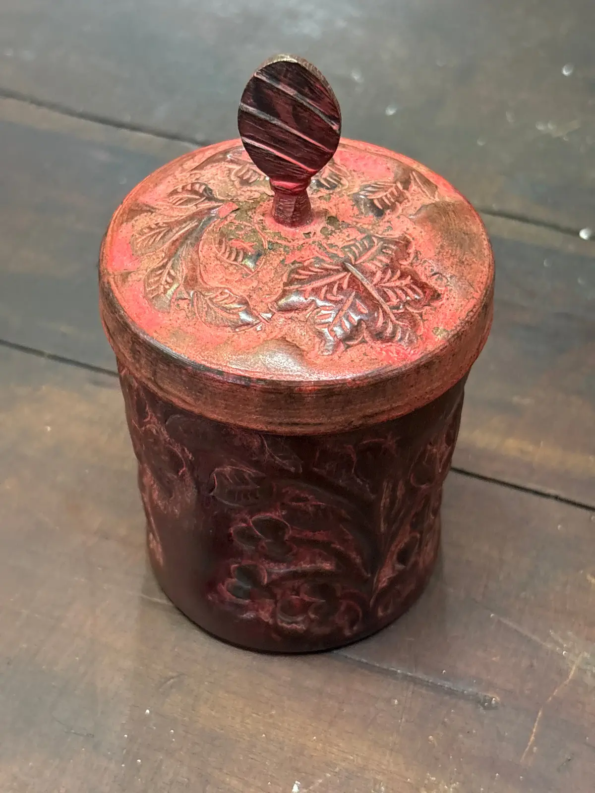 Red Embossed Metal Cannister 1